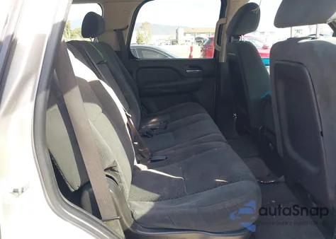 2008 Chevrolet Tahoe Ls z USA, uszkodzony, nr VIN 1GNFC13088R145904